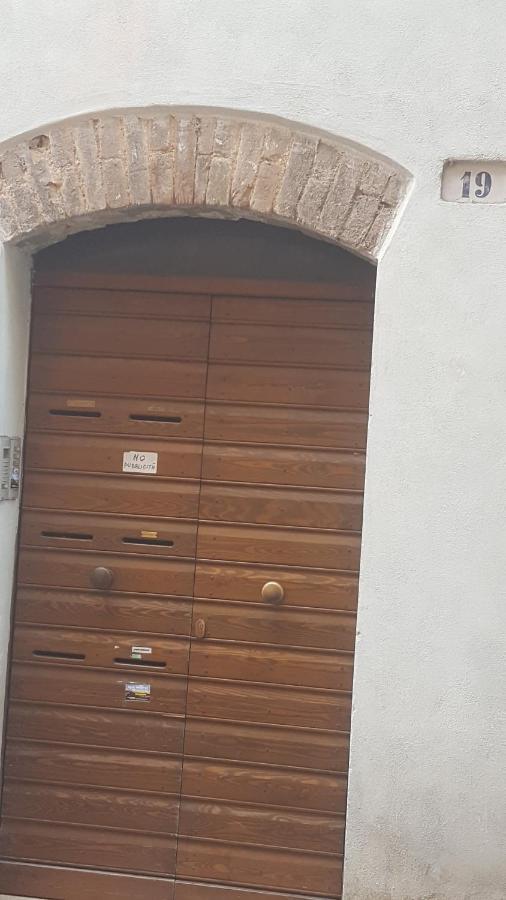 Via Della Posterna Leilighet Spoleto Eksteriør bilde